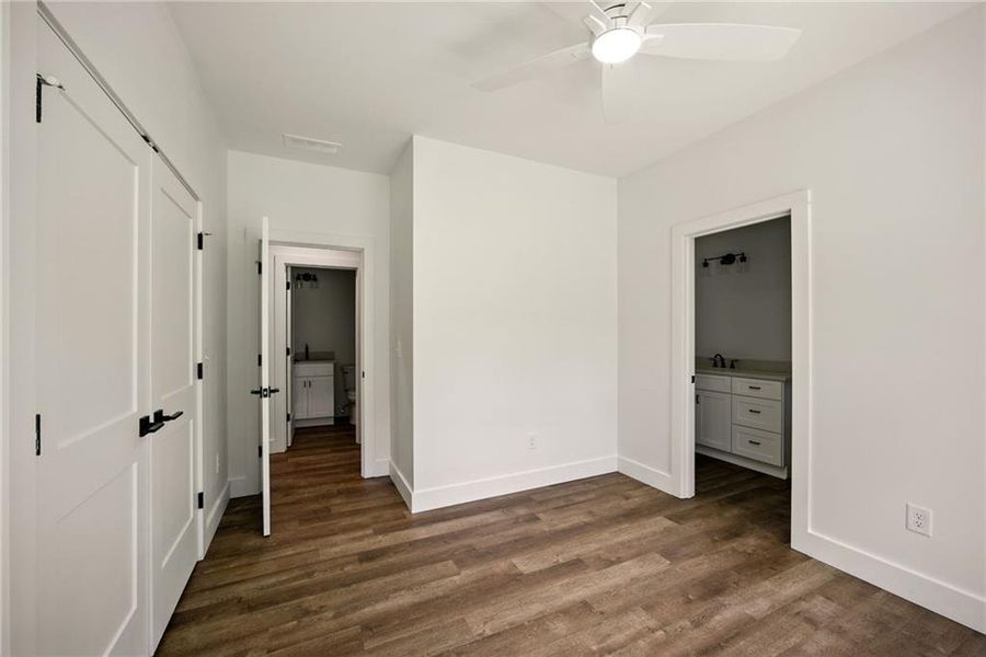Spacious, unfurnished interior of a new home in , Gainesville (Image 21). Spacious, unfurnished interior of a new home in , Gainesville (Image 21).