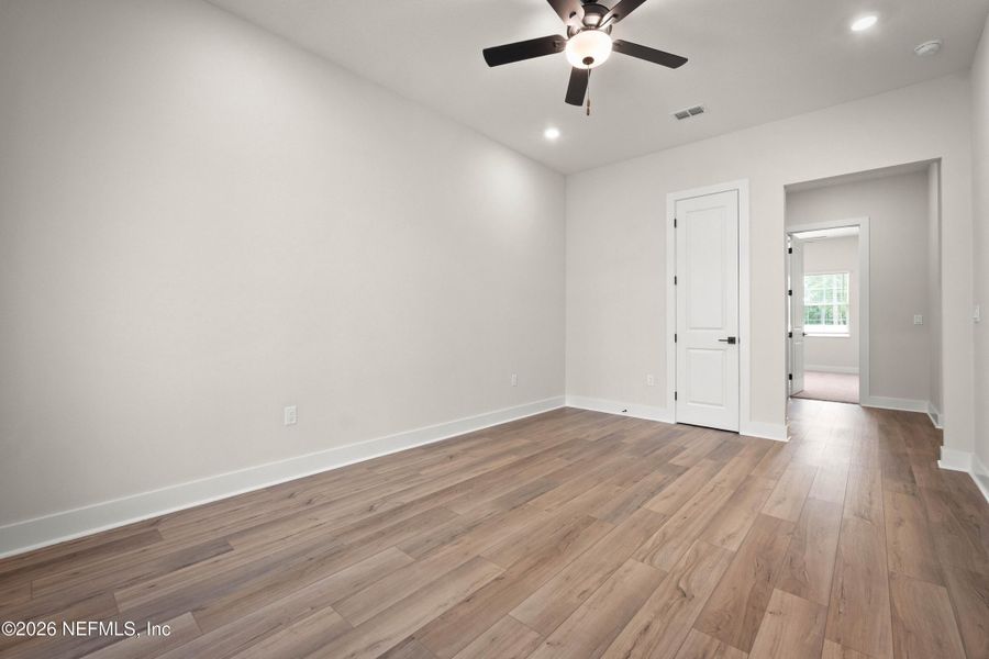 Spacious, unfurnished interior of a new home in , Hilliard (Image 37).