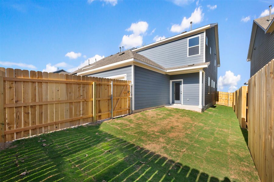 Representative images and renderings are for illustrative purposes. Actual structural options and design finishes of home may vary.