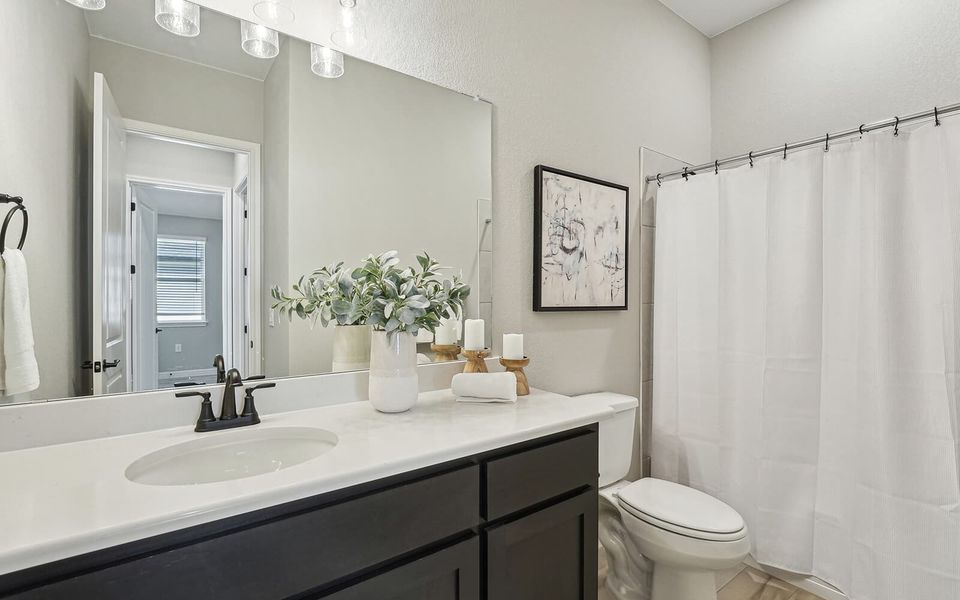 Representative furnished interior of a home built from the Evergreen by Brookfield Residential in Traditional at Kissing Tree, San Marcos (Image 11). Representative furnished interior of a home built from the Evergreen by Brookfield Residential in Traditional at Kissing Tree, San Marcos (Image 11).