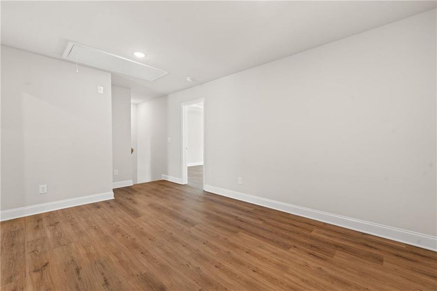 Spacious, unfurnished interior of a new home in , Duluth (Image 43).