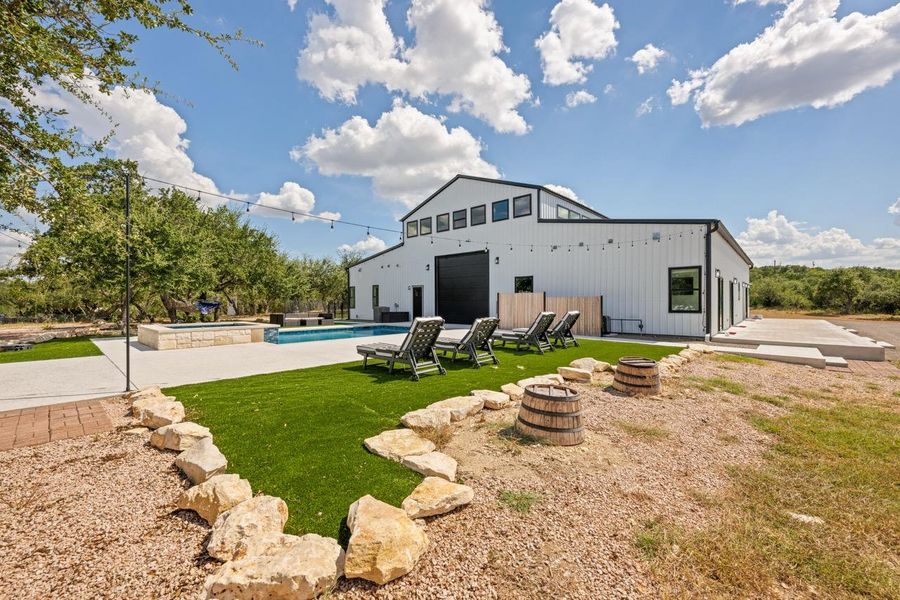 Image 37 of a home in .