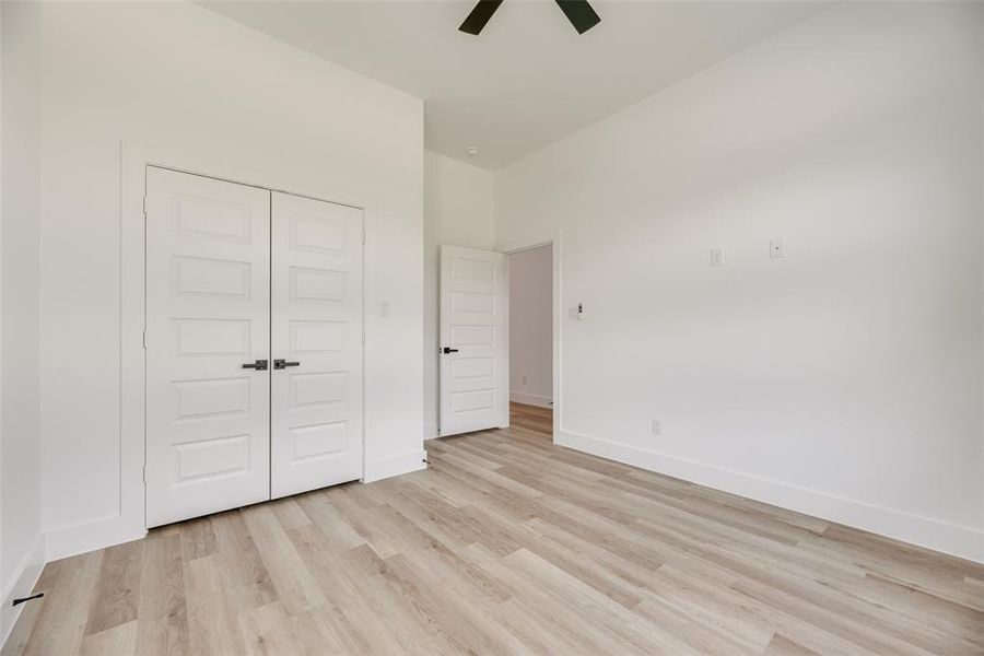 Spacious, unfurnished interior of a new home in , Greenville (Image 29).