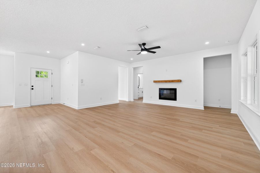 Spacious, unfurnished interior of a new home in , Middleburg (Image 15). Spacious, unfurnished interior of a new home in , Middleburg (Image 15).