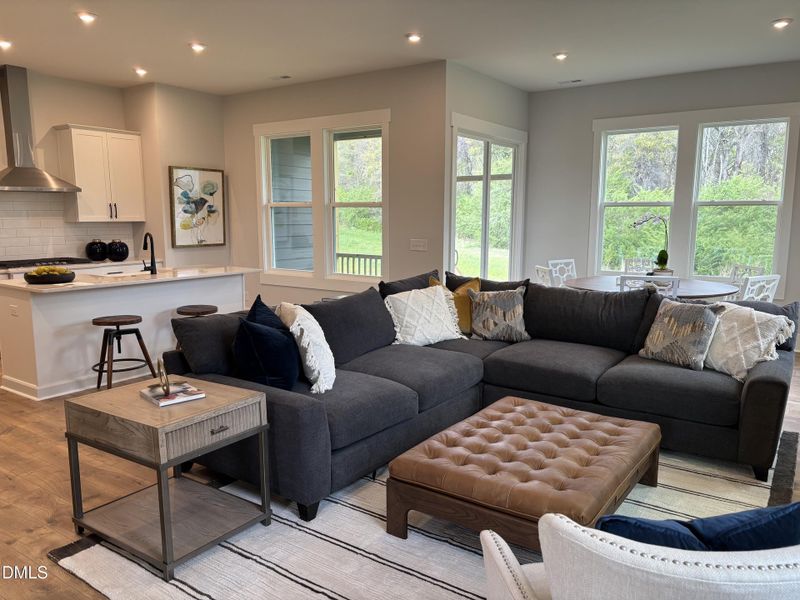 TBRD-0063-00_Meadow A_Family Room (3)