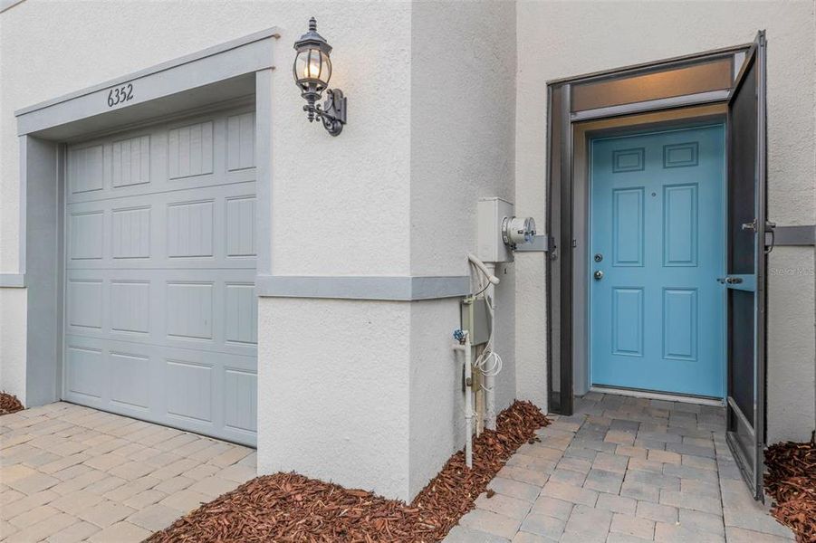 Exterior details and patio area of a home in , Sarasota (Image 21).