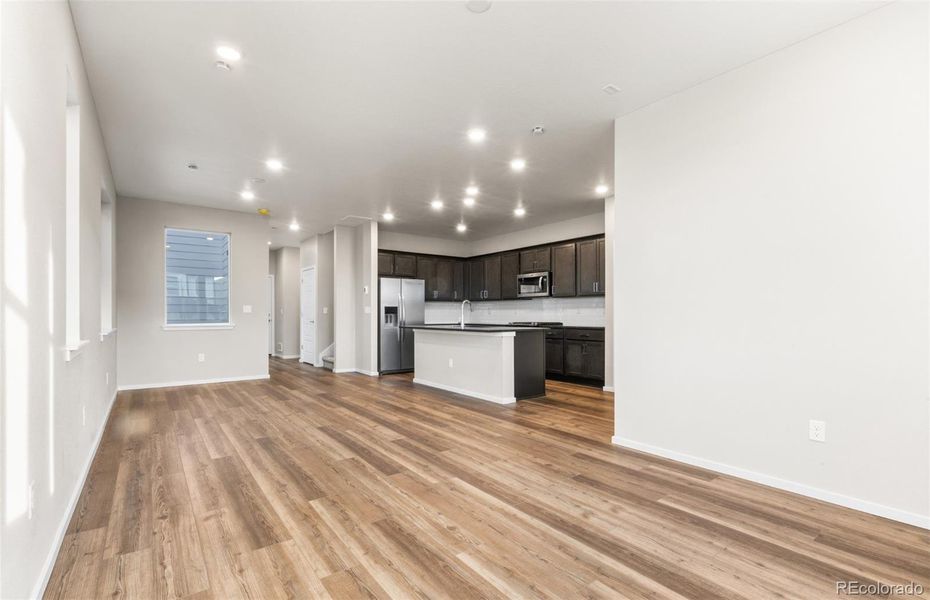Spacious, unfurnished interior of a new home in Painted Prairie, Aurora (Image 12).