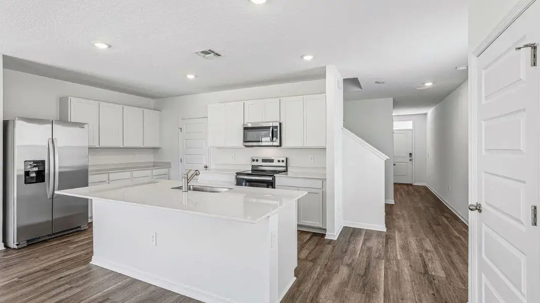 Furnished interior view inside a new home in Avalon Park Tavares, Tavares (Image 3).