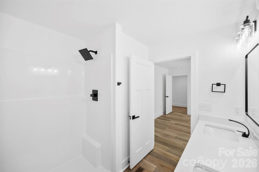 Image 31 of a home in .