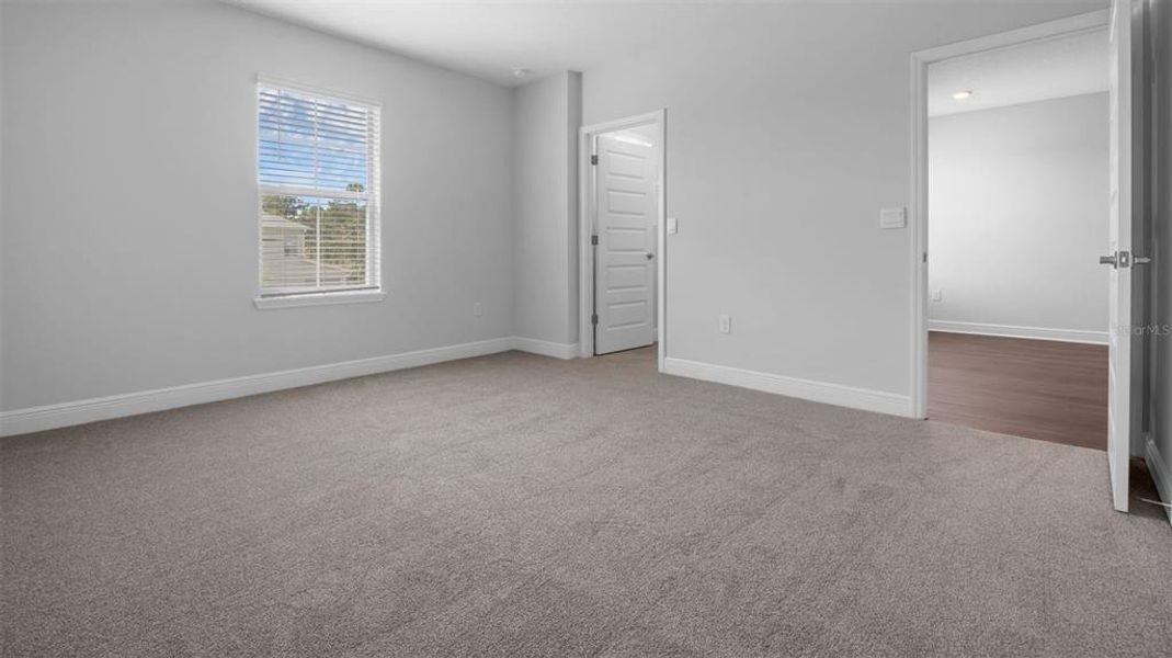 Spacious, unfurnished interior of a new home in Waterleigh, Winter Garden (Image 35). Spacious, unfurnished interior of a new home in Waterleigh, Winter Garden (Image 35).