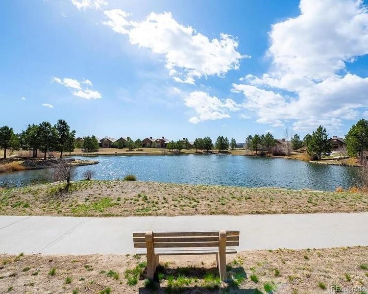 Community amenities in , Castle Rock (Image 4).