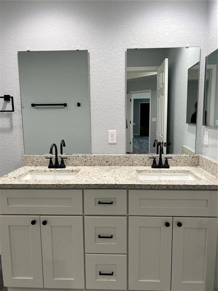 Furnished interior view inside a new home in , Dunnellon (Image 6).