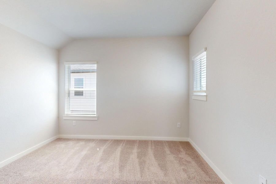 Spacious, unfurnished interior of a new home in Cascades at Onion Creek, Austin (Image 17).