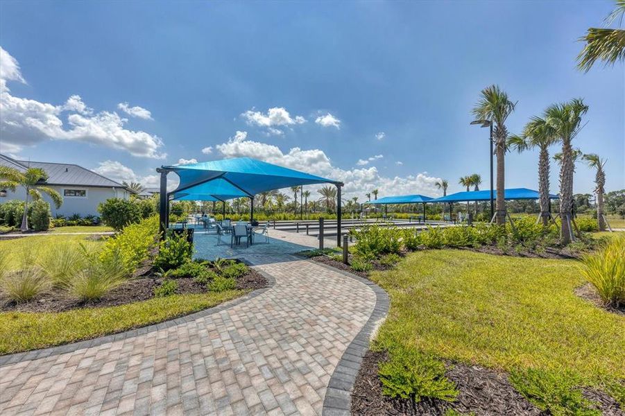 Community amenities in , Nokomis (Image 34). Community amenities in , Nokomis (Image 34).