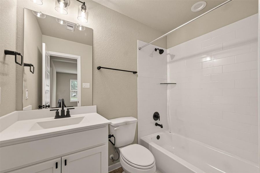 Furnished interior view inside a new home in , South Houston (Image 10).