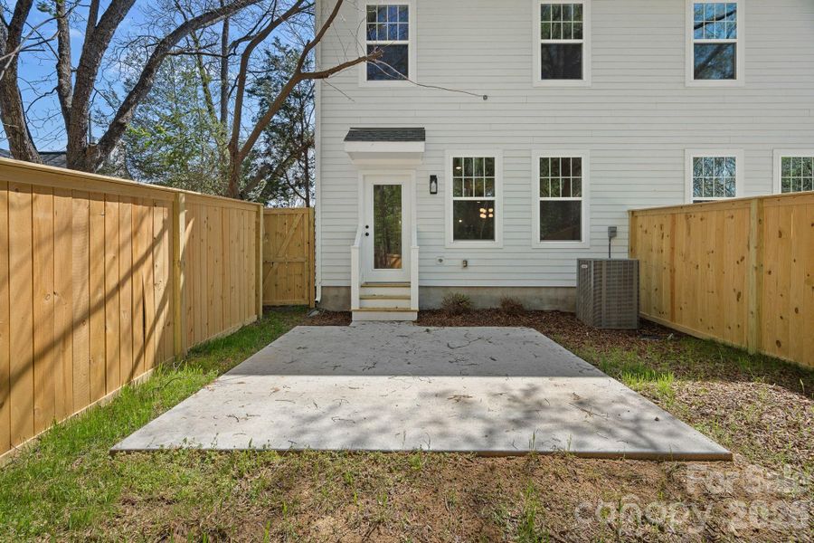 Exterior details and patio area of a home in , Charlotte (Image 21).