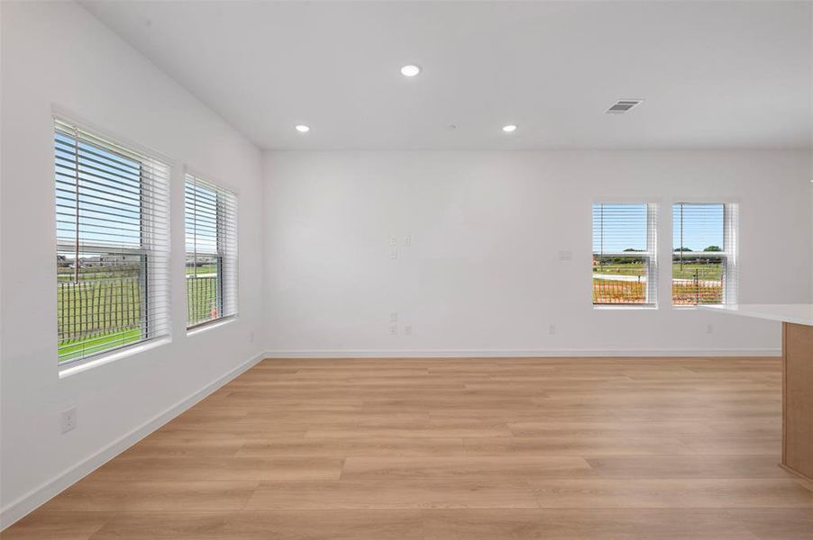 Spacious, unfurnished interior of a new home in Providence Commons, Providence Village (Image 14).