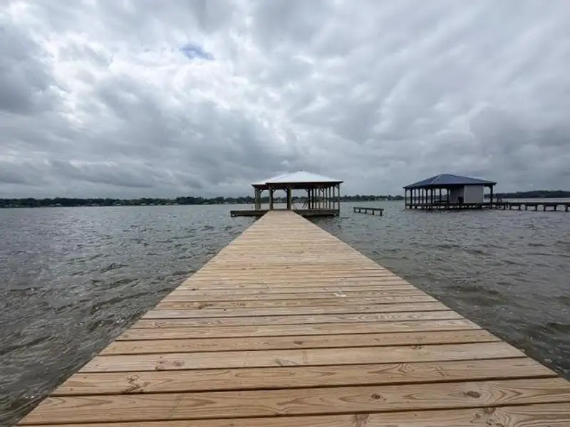 Image 36 of a home in .