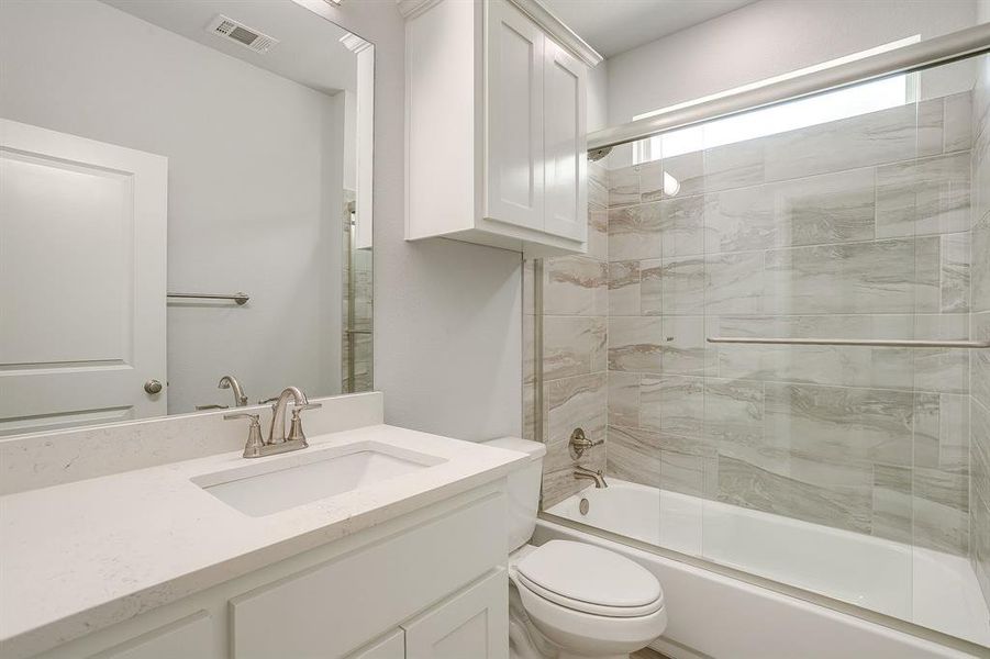 Furnished interior view inside a new home in , Rio Vista (Image 6).