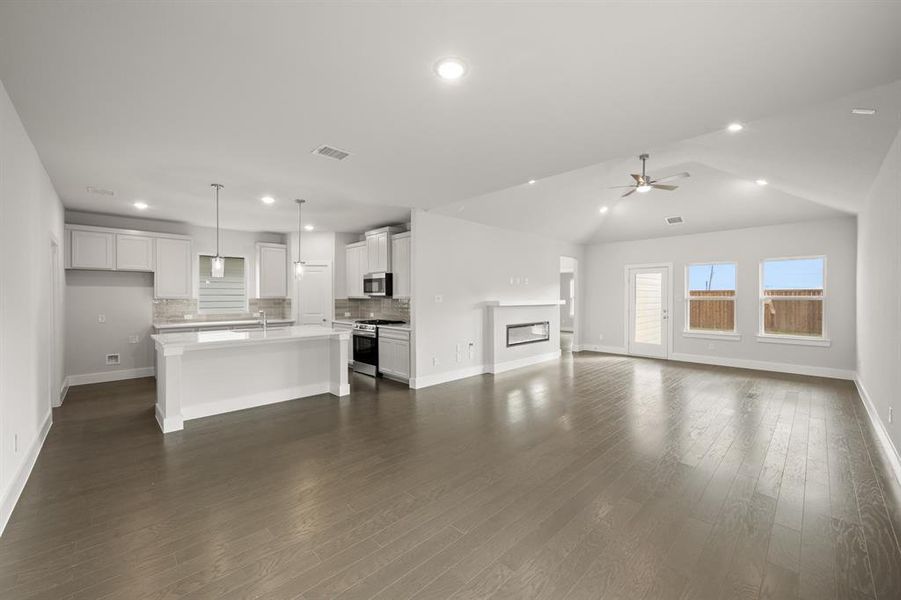 7325 Autumn Hill- Dining-2