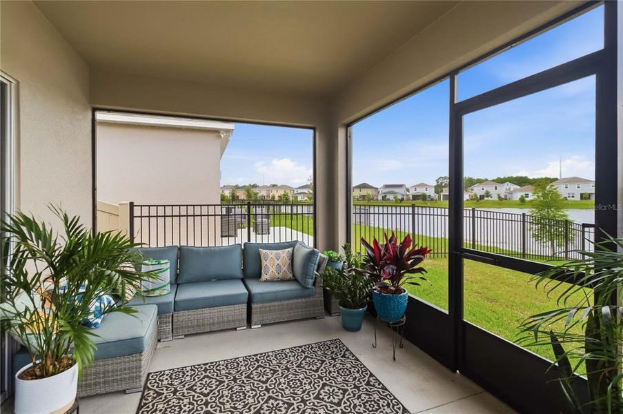 Exterior details and patio area of a home in , St. Cloud (Image 29).