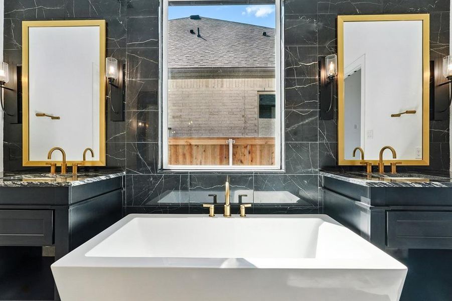 Furnished interior view inside a new home in Saddle Star Estates, Rockwall (Image 13).