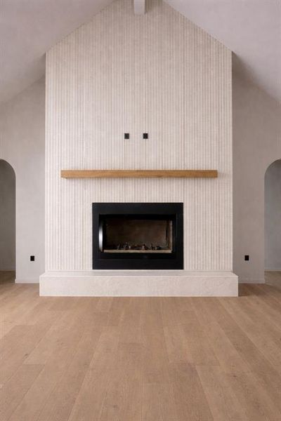 Close-up of interior finishes inside a home in , Weatherford (Image 5).