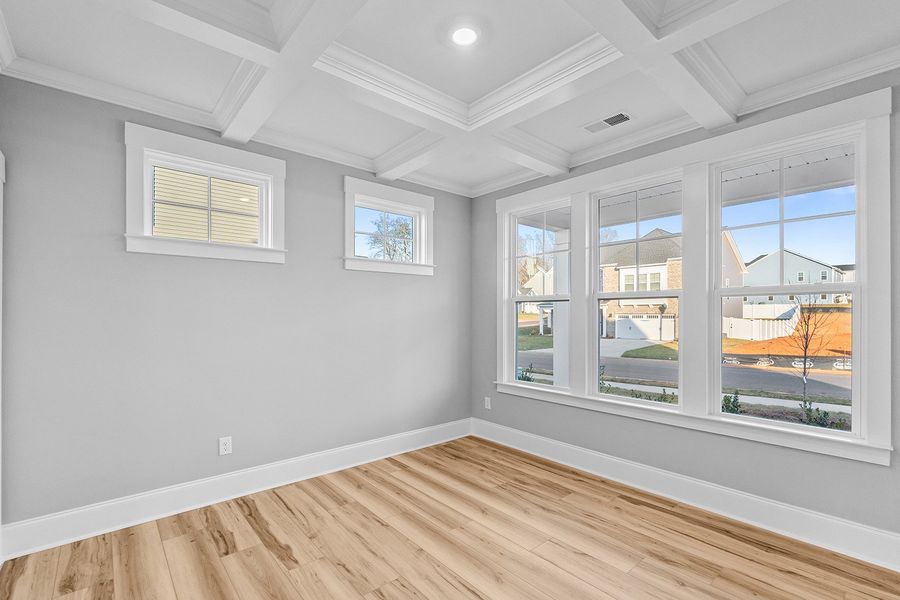 Spacious, unfurnished interior of a new home in Hanes Lake, Winston-Salem (Image 19).