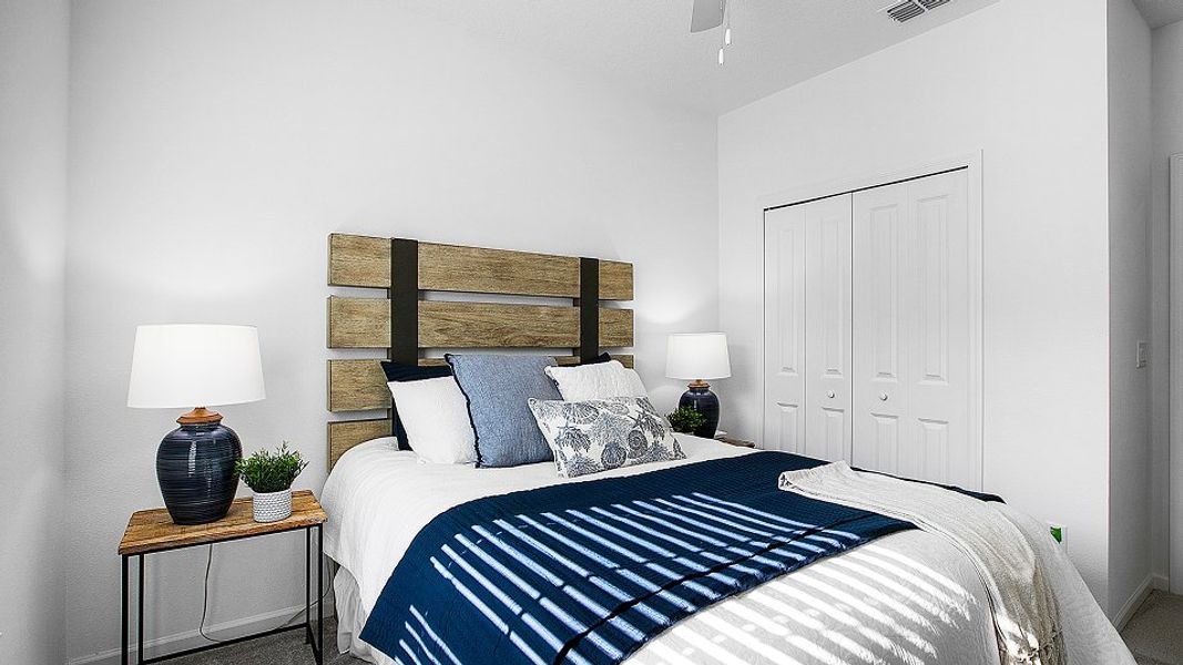 3535 Topaz Bed 2 2of3 F1 Base2 9 24 25