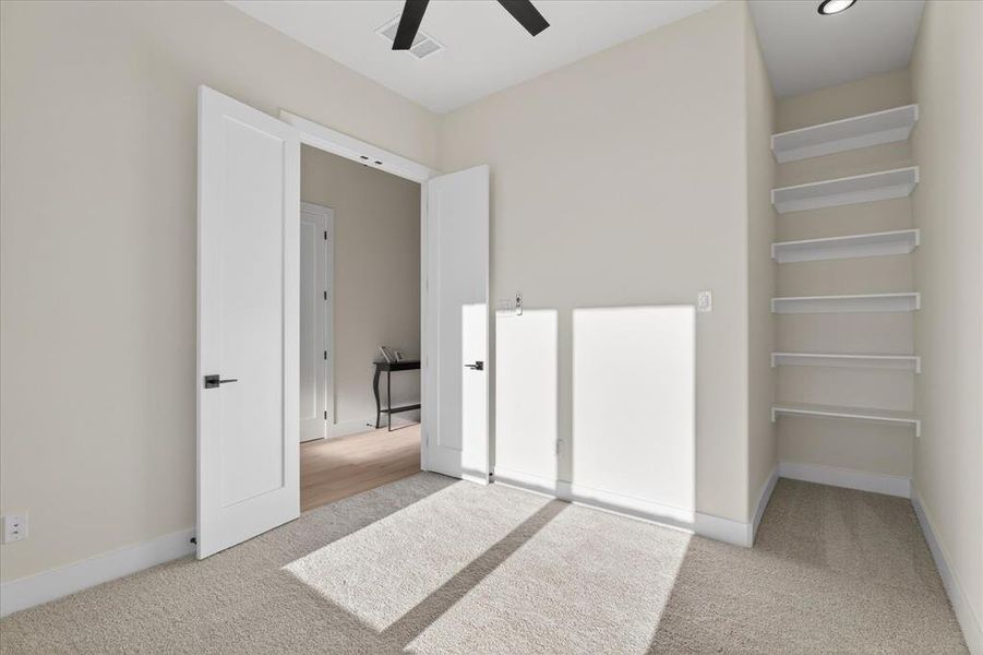 Spacious, unfurnished interior of a new home in , Celeste (Image 22).