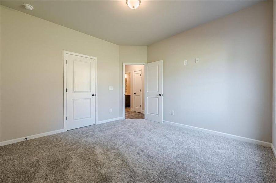 Spacious, unfurnished interior of a new home in , Covington (Image 22).
