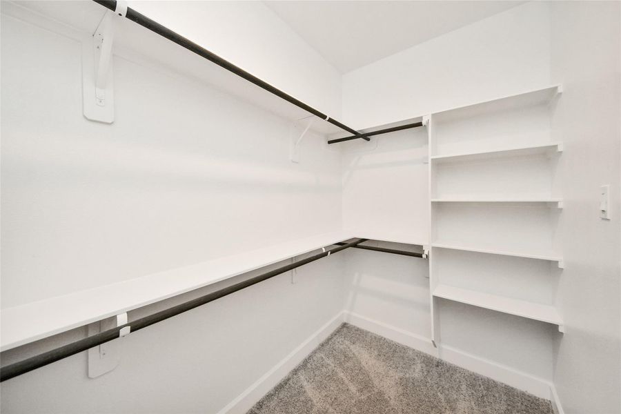 Image 36 of a home in .