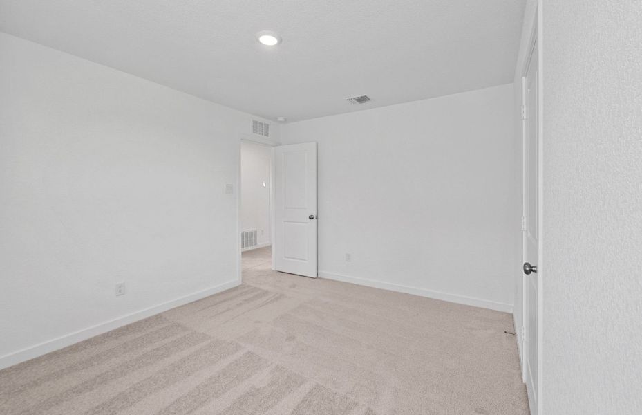 Spacious, unfurnished interior of a new home in Sonterra, Jarrell (Image 17). Spacious, unfurnished interior of a new home in Sonterra, Jarrell (Image 17).