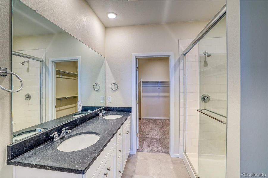 Furnished interior view inside a new home in The Aurora Highlands Summit Collection, Aurora (Image 10). Furnished interior view inside a new home in The Aurora Highlands Summit Collection, Aurora (Image 10).