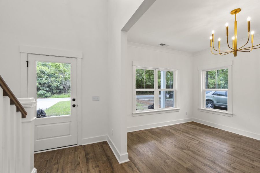 Spacious, unfurnished interior of a new home in , Mount Pleasant (Image 27).