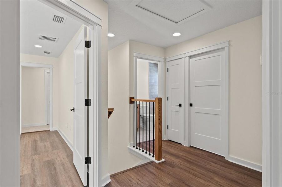 Spacious, unfurnished interior of a new home in , Tampa (Image 21).