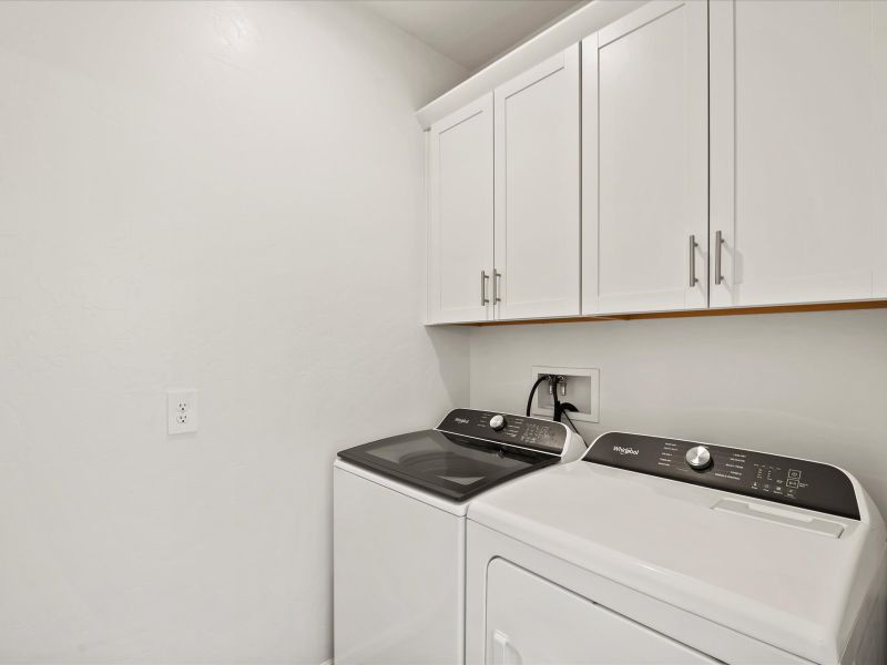 Close-up of interior finishes inside a home in Hanson Ridge, Vail (Image 8).