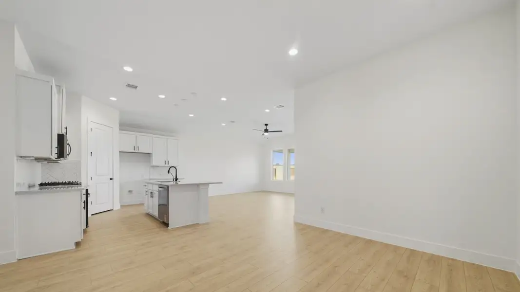 Spacious, unfurnished interior of a new home in Mill Creek Estates, Magnolia (Image 18). Spacious, unfurnished interior of a new home in Mill Creek Estates, Magnolia (Image 18).