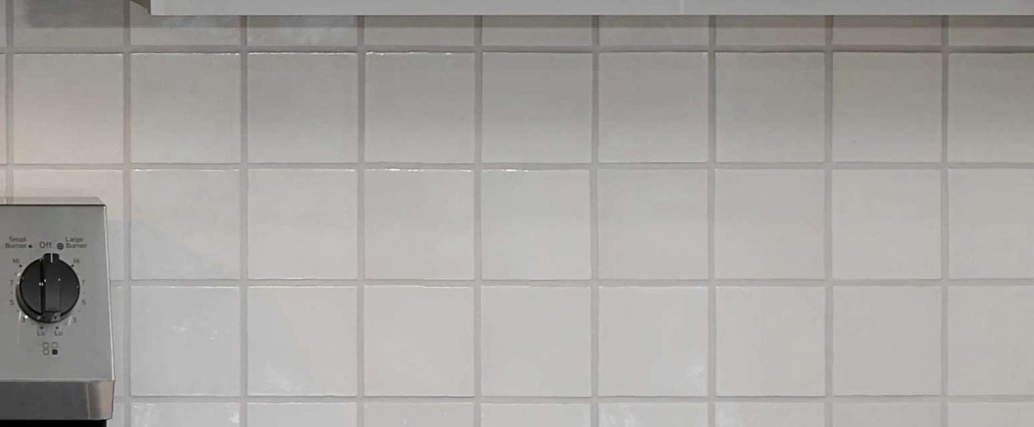 Backsplash in the AW Collection® Artisan - Representative images and renderings are for illustrative purposes Backsplash in the AW Collection® Artisan - Representative images and renderings are for illustrative purposes