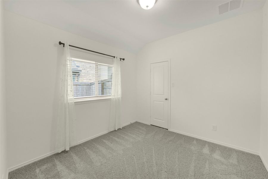 Spacious, unfurnished interior of a new home in Bridgeland, Cypress (Image 27).