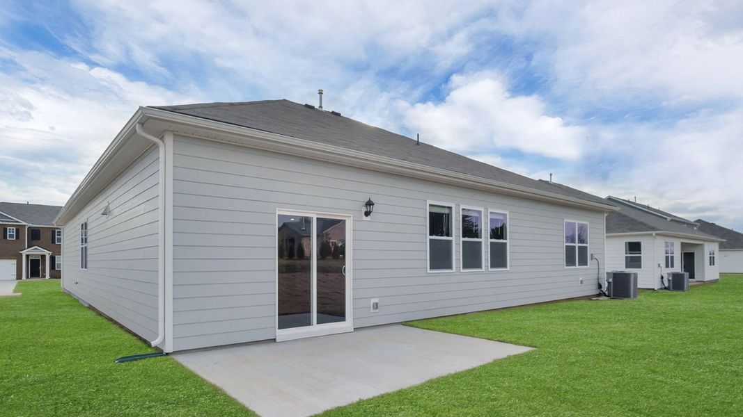 Representative exterior details of a home built from the Deauville by D.R. Horton in Timberwalk, Cookeville (Image 19).