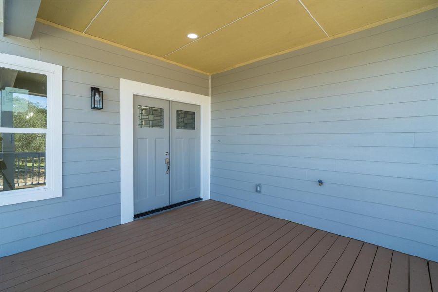Modern double doors at the entry of the home Modern double doors at the entry of the home