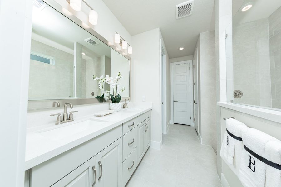 Representative furnished interior of a home built from the Alder by Beazer Homes in Arabella on the Prairie, Richmond (Image 10).