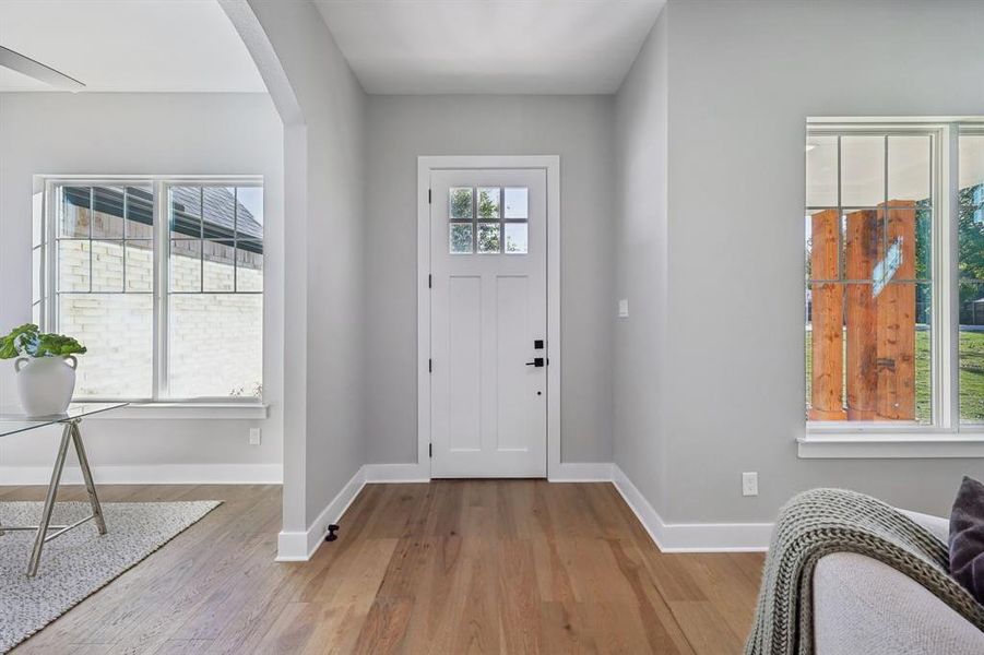 Spacious, unfurnished interior of a new home in , Grapevine (Image 22).