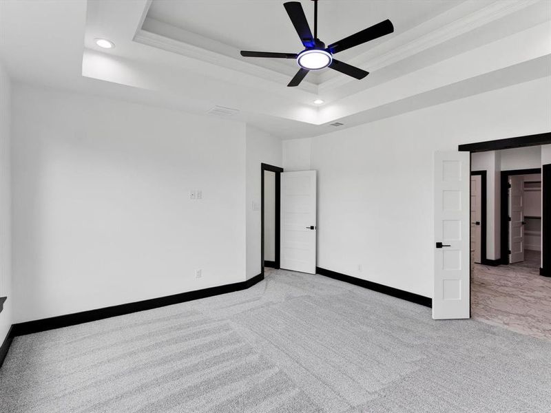 Spacious, unfurnished interior of a new home in , Kemp (Image 18).