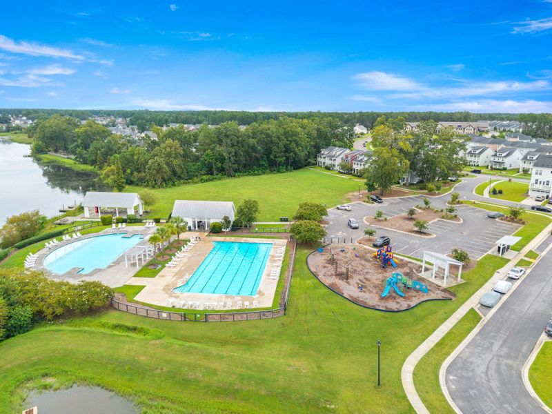 Community amenities in , Moncks Corner (Image 23). Community amenities in , Moncks Corner (Image 23).