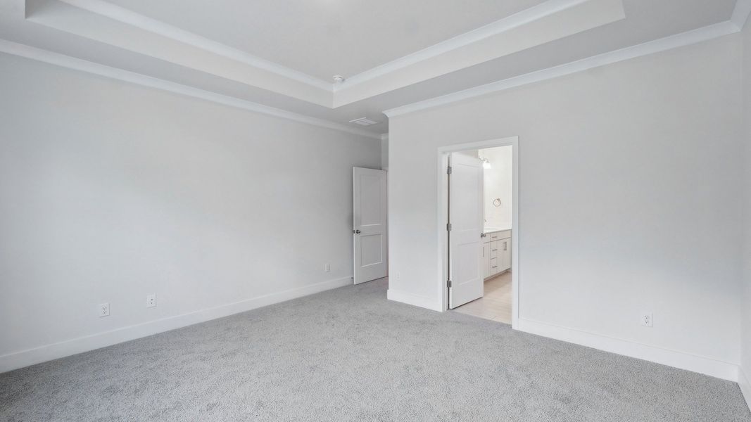 Representative unfurnished interior of a home built from the Hickory by D.R. Horton in Westport, York (Image 17).