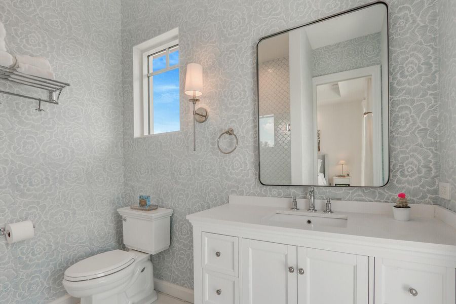 Image 39 of a home in .