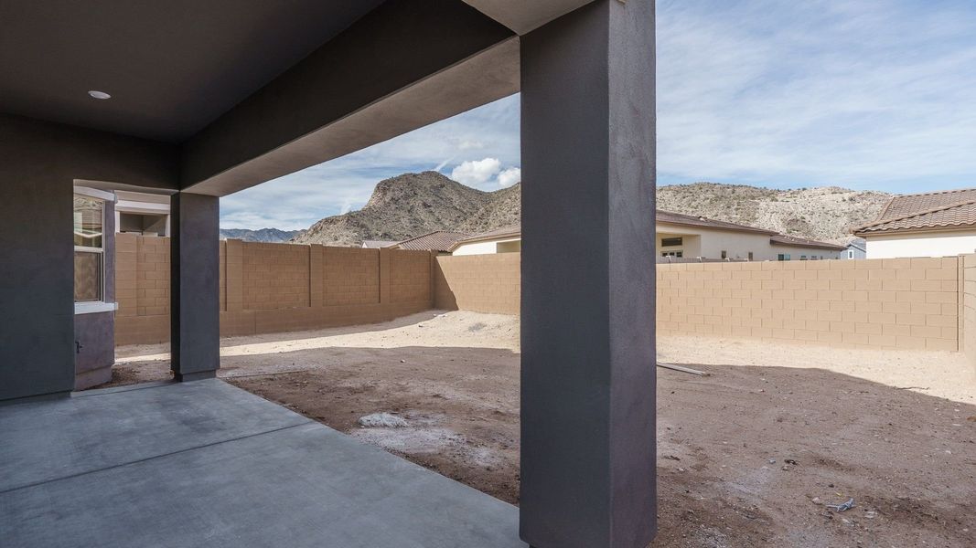 Representative exterior details of a home built from the Pinehurst by William Ryan Homes in Fairways in Victory at Verrado, Buckeye (Image 23).