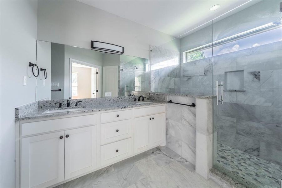 Furnished interior view inside a new home in , Duncanville (Image 7).